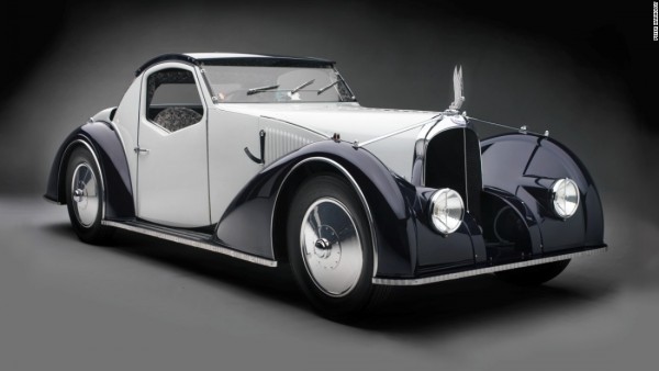 Delahye 135MS Roadster του 1937 Το πανέμορφο διθέσιο μοντέλο ξεχώριζε για τις καταπληκτικές γραμμές του, αλλά και για το λουσάτο δερμάτινο σαλόνι, που φτιάχτηκε από τον γαλλικό οίκο μόδας Hermes.