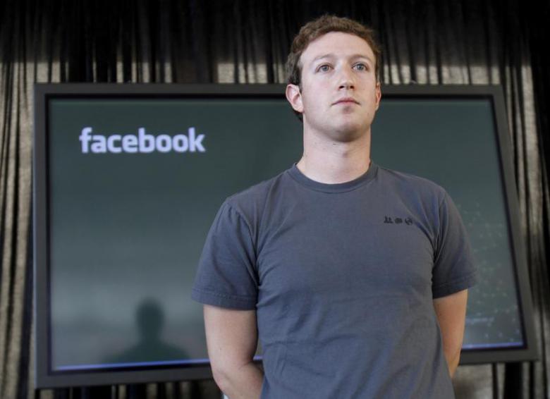 Facebook CEO Mark Zuckerberg listens to a question from the audience after unveiling a new messaging system during a news conference in San Francisco, California November 15, 2010. REUTERS/Robert Galbraith