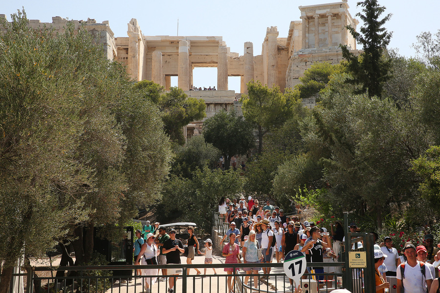 Κλειστή το μεσημέρι του Σαββάτου η Ακρόπολη λόγω καύσωνα