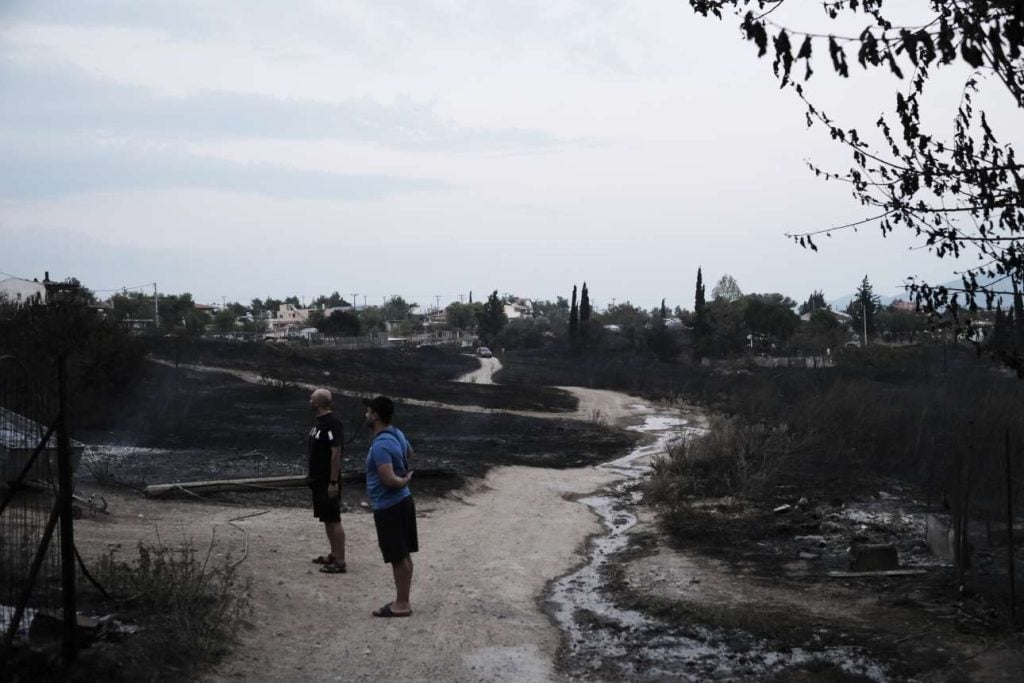 Αναπτήρες, σπρέι και σπινθηριστή στην κατοχή των προσαχθέντων σε Αυλώνα και Πάρνηθα