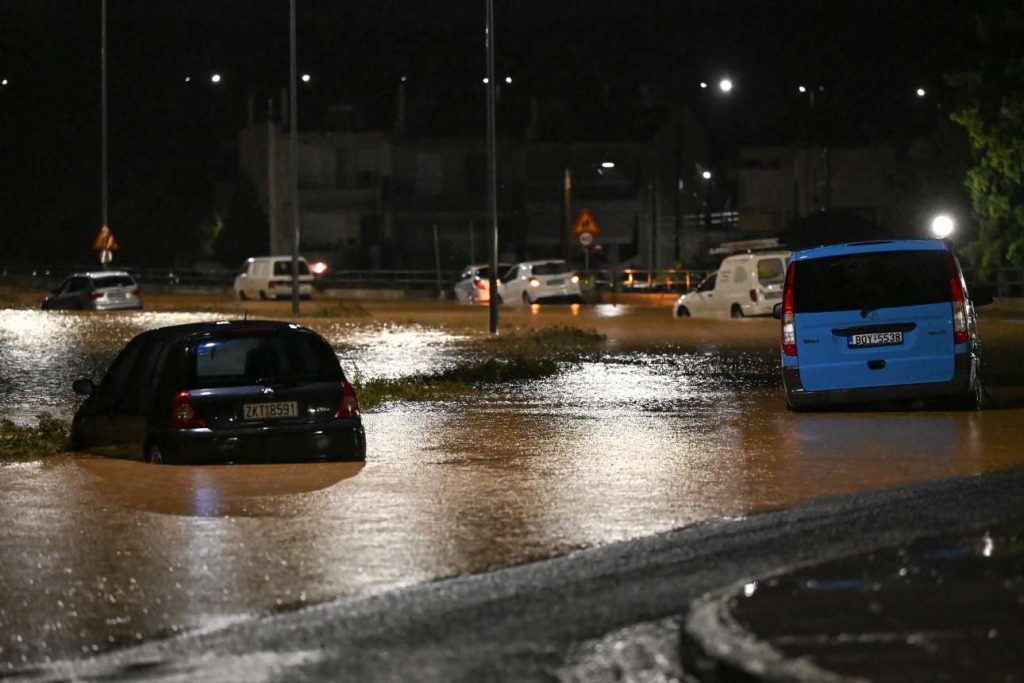 «Ο Βόλος όλος έγινε λίμνη» – Εξασθένηση της κακοκαιρίας Elias από το απόγευμα, αναλυτική πρόβλεψη