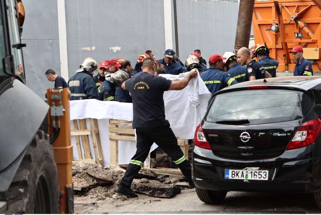 Νεκρός ο 35χρονος που έπεσε σε φρεάτιο στον Πειραιά