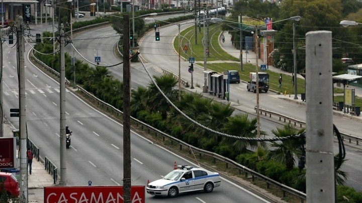 Κλειστή η Ποσειδώνος στη Γλυφάδα από τις 9:30 ως τις 11:30 για εξουδετέρωση βόμβας του Β’ ΠΠ