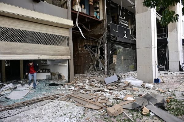 Ισχυρή έκρηξη συγκλόνισε το κέντρο του Πειραιά – ζημιές σε ακτίνα δεκάδων μέτρων