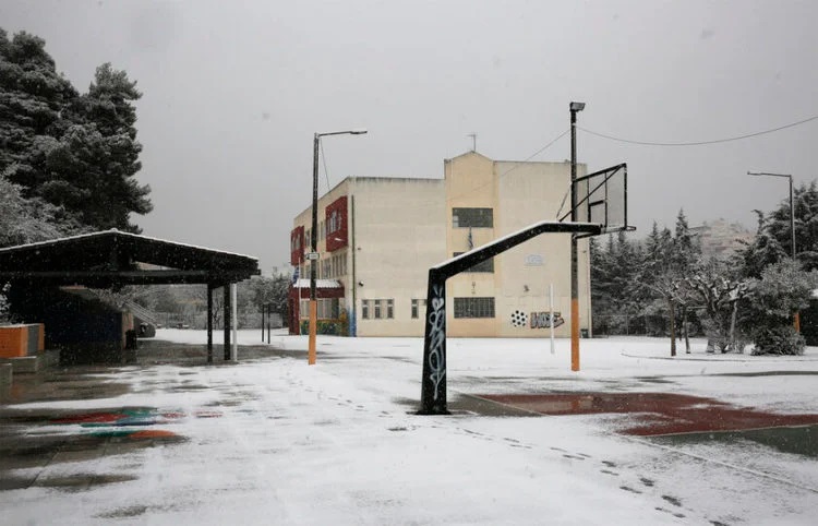 Ποια σχολεία θα μείνουν κλειστά λόγω του χιονιά