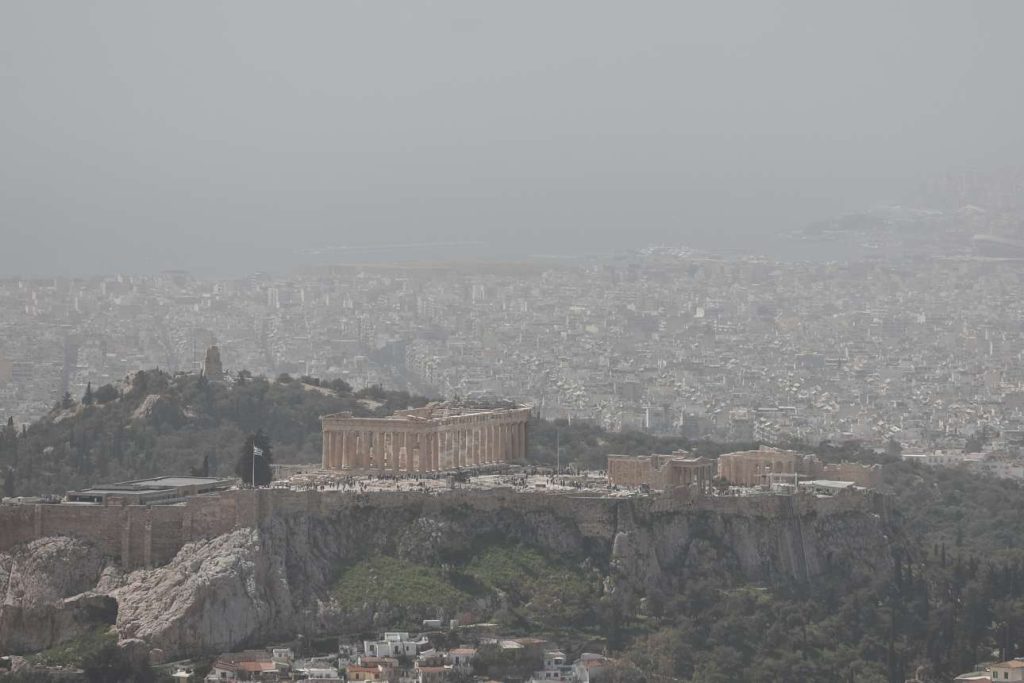 «Καμπανάκι» από πνευμονολόγους για την αφρικάνικη σκόνη στην ατμόσφαιρα