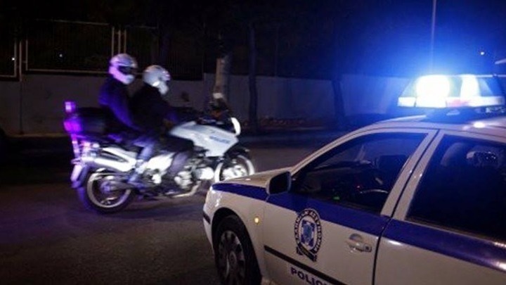 Αγρια καταδίωξη στην Κηφισιά για τη σύλληψη διαρρηκτών – είχαν ρημάξει σπίτια σε Εκάλη και Νέα Ερυθραία