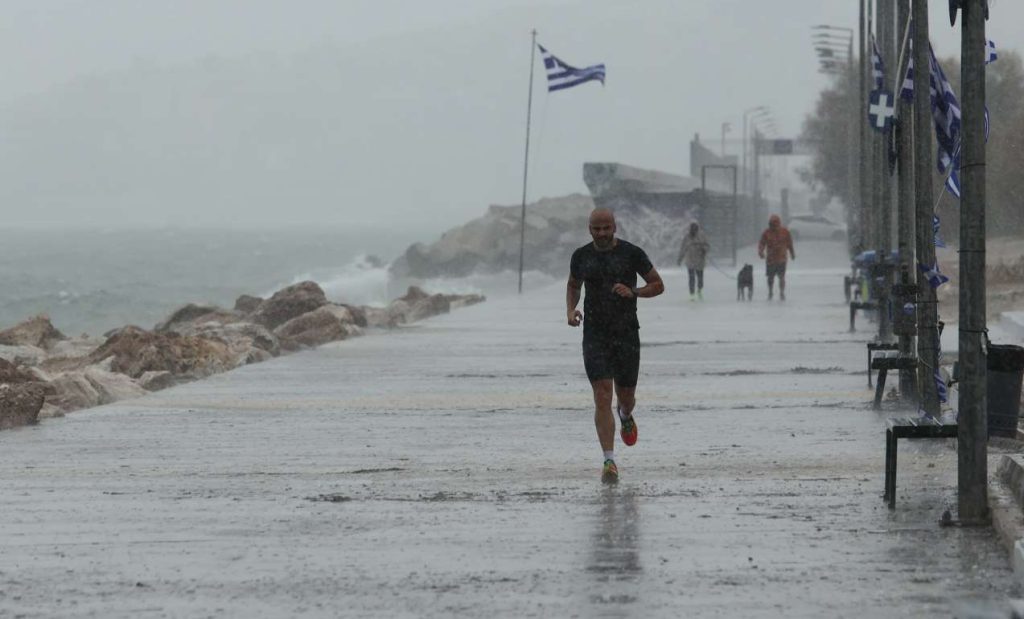 Κακοκαιρία: Μήνυμα του 112 σε έξι περιοχές