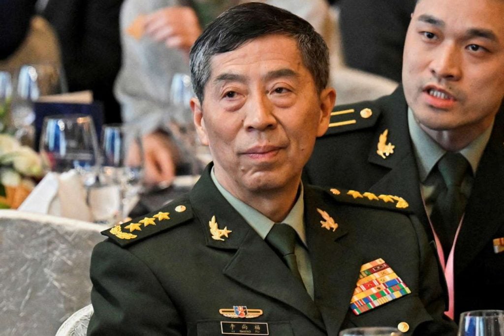 Εκτός ΚΚ Κίνας με βαριές κατηγορίες για διαφθορά δύο πρώην υπουργοί Αμυνας