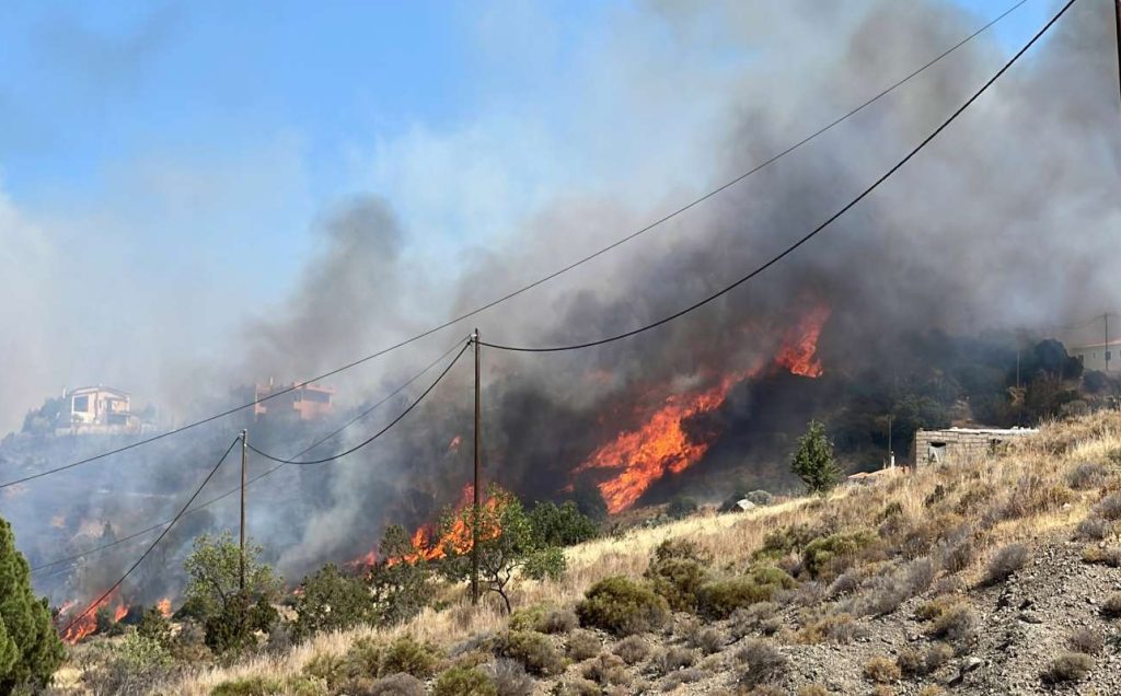 Πυροσβεστική: Συλλήψεις και πρόστιμα για πυρκαγιές σε Βοιωτία, Εύβοια, Αττική και Χαλκιδική