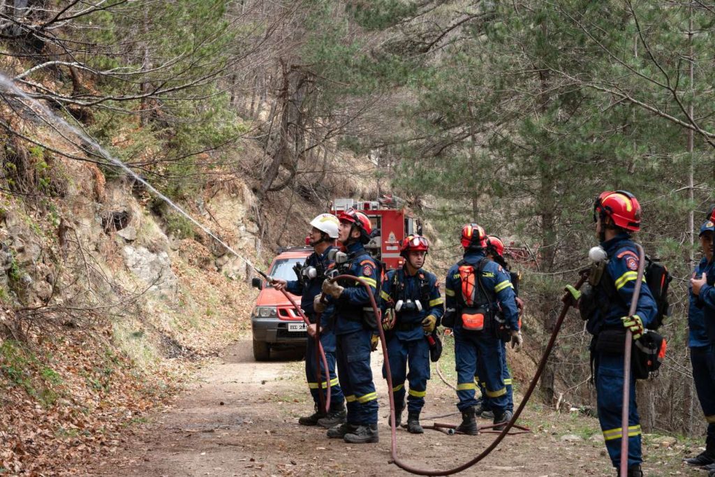 Πολύ υψηλός κίνδυνος πυρκαγιάς την Τρίτη λόγω καύσωνα