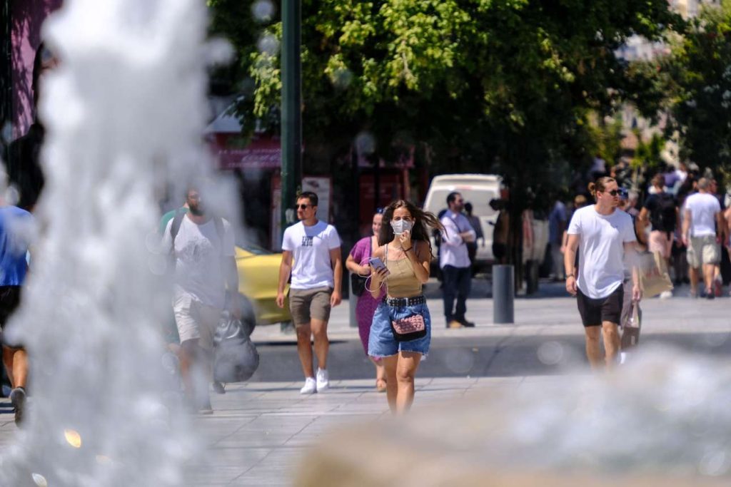 Σε έξαρση ο κορονοϊός: 21 νεκροί και 575 εισαγωγές σε επτά ημέρες