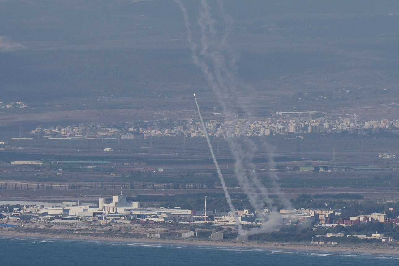 Γιατί η Χεζμπολάχ δεν βομβαρδίζει το Ισραήλ με τα πιο προηγμένα όπλα της