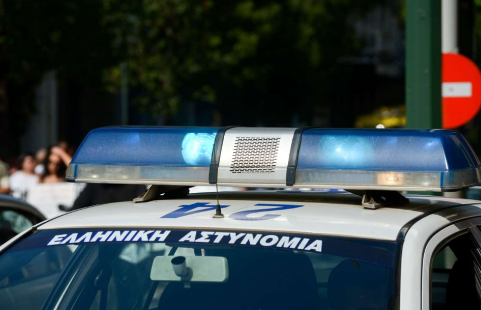 Εκλεψαν –ανενόχλητοι– 30 λάπτοπ από υπουργείο στο κέντρο της Αθήνας