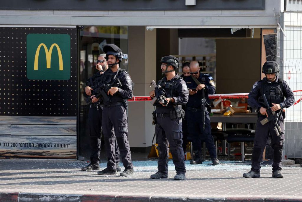 Ισραήλ: Τρομοκρατικό χτύπημα σε σταθμό λεωφορείων – μια γυναίκα νεκρή