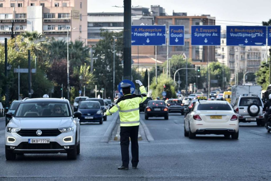 Τέλη κυκλοφορίας: Τι και πότε θα πληρώσουμε, τι ισχύει για την ψηφιακή ακινησία – αναλυτικός οδηγός