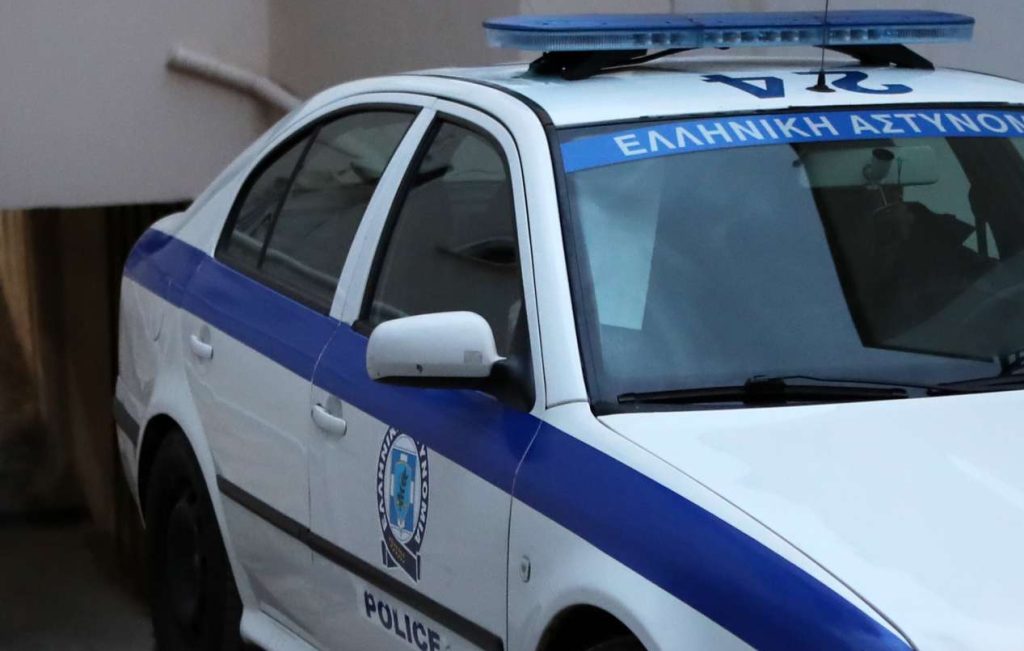 Κρήτη: Γαμπρός συνελήφθη για ναρκωτικά πριν πάει στην εκκλησία – τον περίμεναν 900 καλεσμένοι!