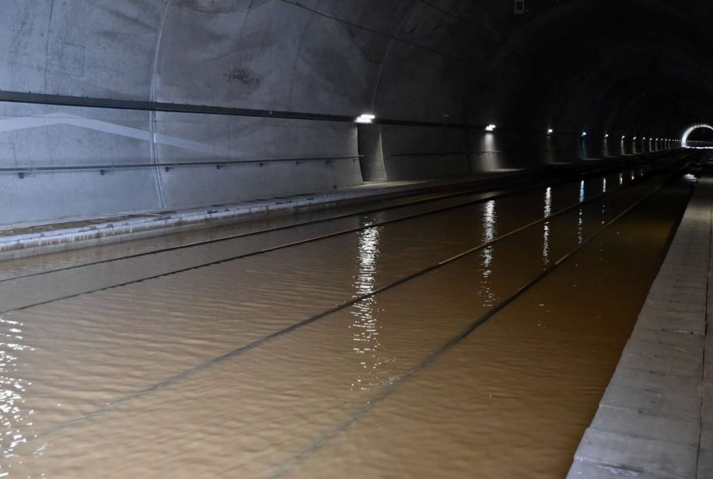 Τέμπη: Πέρασε η πρώτη εμπορική αμαξοστοιχία από Θεσσαλονίκη για Αθήνα – τι γίνεται με τα Intercity