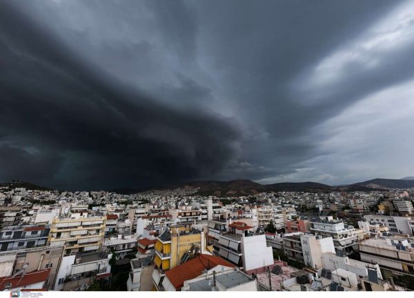 Εκτακτο δελτίο επιδείνωσης καιρού: Καταιγίδες, χιόνια, και «βουτιά» της θερμοκρασίας