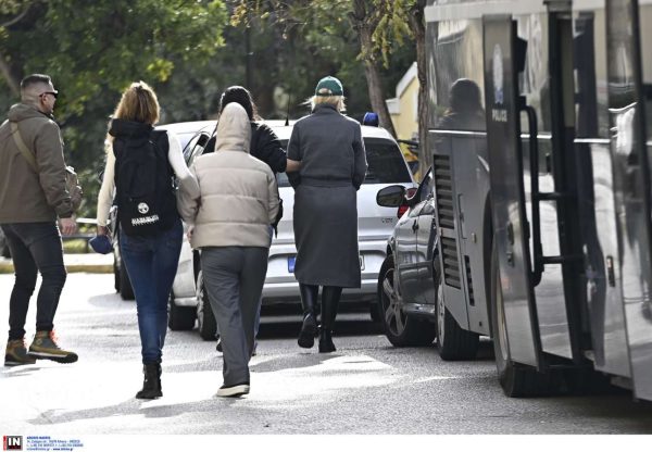 Κύκλωμα προστασίας οίκων ανοχής: Κακουργηματικές διώξεις στους 19 κατηγορούμενους