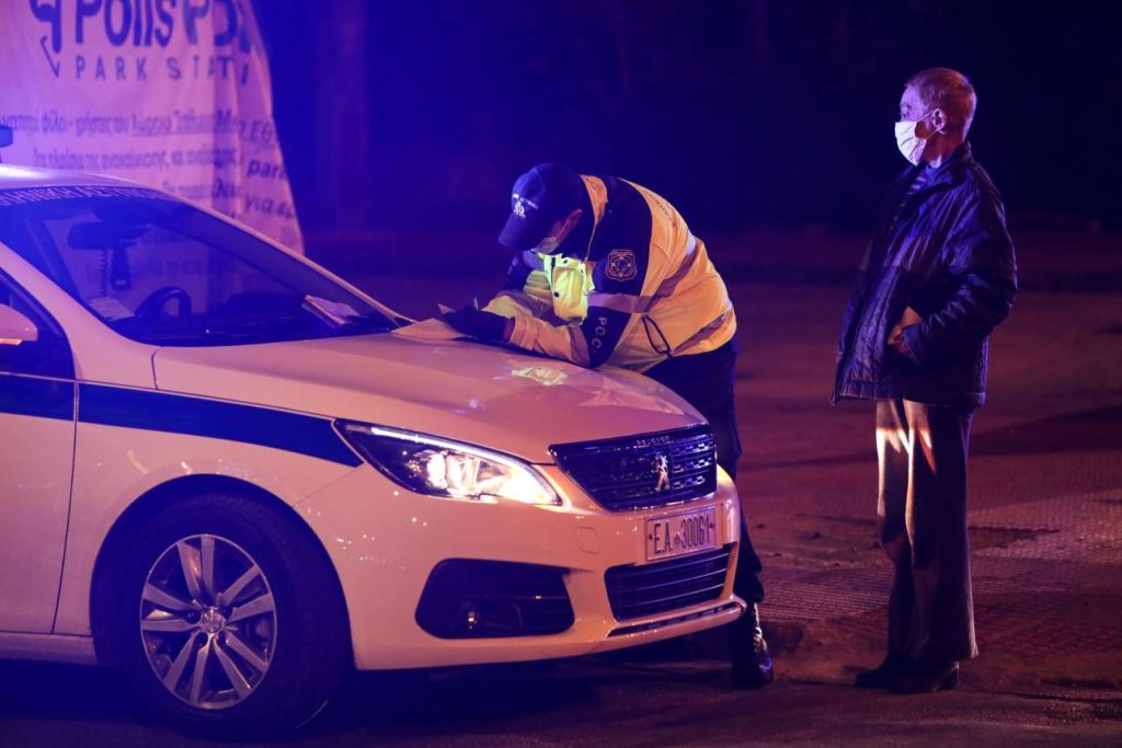 Θεσσαλονίκη: Χτύπησε αστυνομικό με το φορτηγό του επειδή του έκοψε κλήση