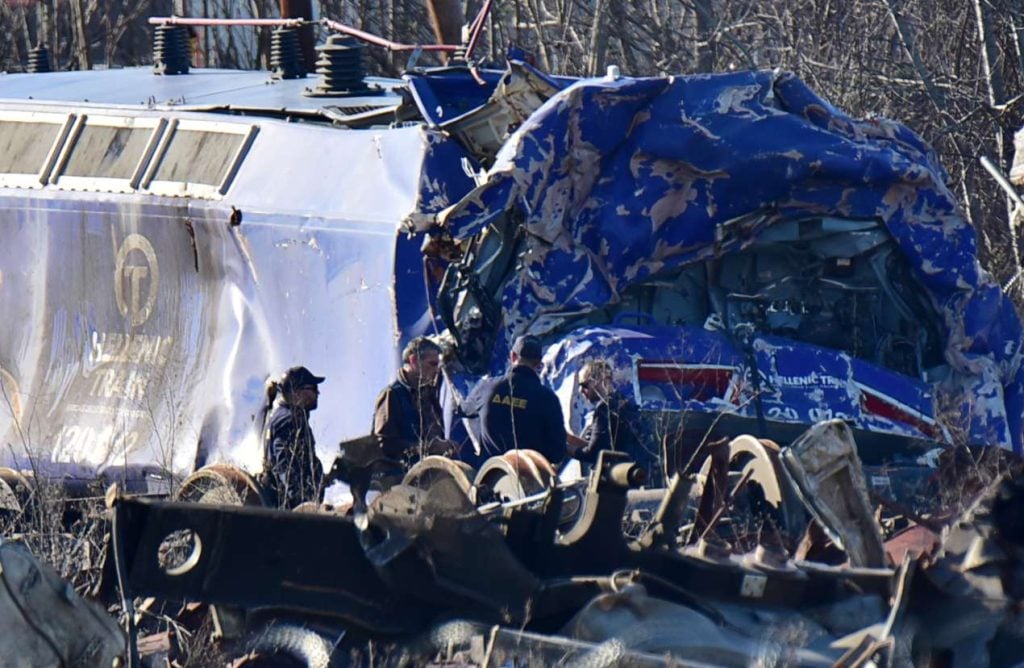 Τέμπη: Βρήκαν, δύο χρόνια μετά, τα συντρίμμια της καμπίνας της εμπορικής αμαξοστοιχίας